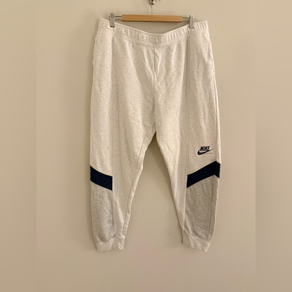 Nike Sportswear Joggers Cream White Navy Stripe Sweatpants XL Streetwear - Picture 7 of 9